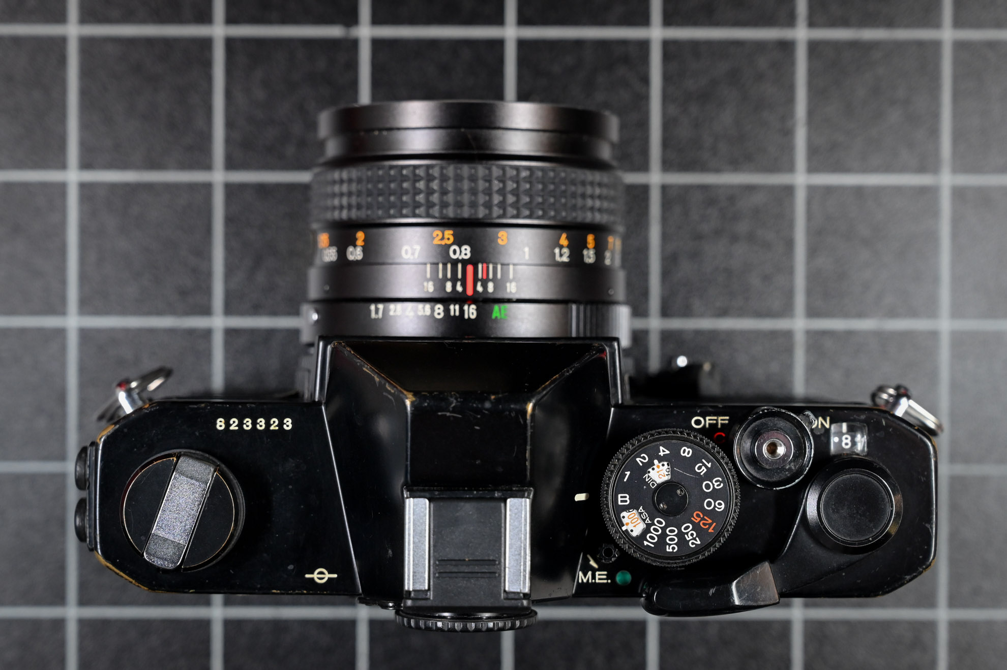 Konica Autoreflex T3 - black mit Hexanon AR 50/1.7