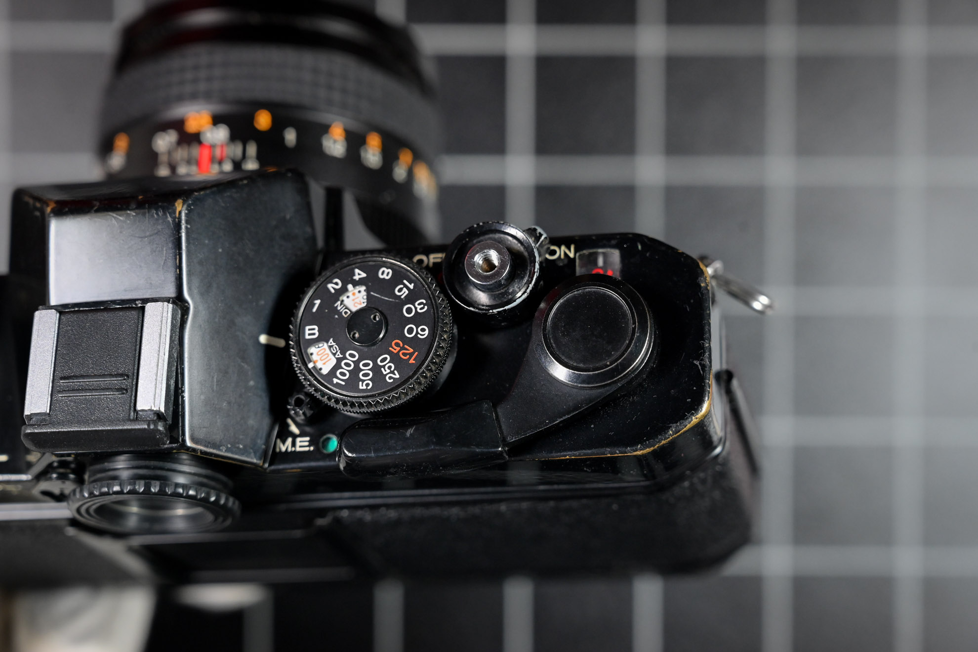 Konica Autoreflex T3 - black mit Hexanon AR 50/1.7