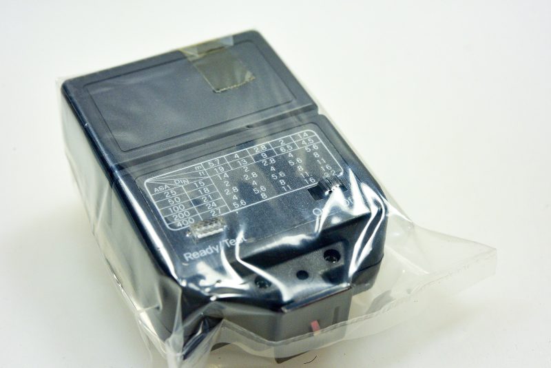 Nissin Electronic Flash 16M Originalverpackung Blitzgerät Nissin Electronic Flash 16M Originalverpackung Blitzgerät