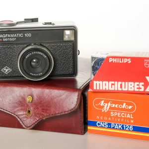 Rarität AGFA Unfallset - Kamera - Film - Blitz - Notizzeug - Etui