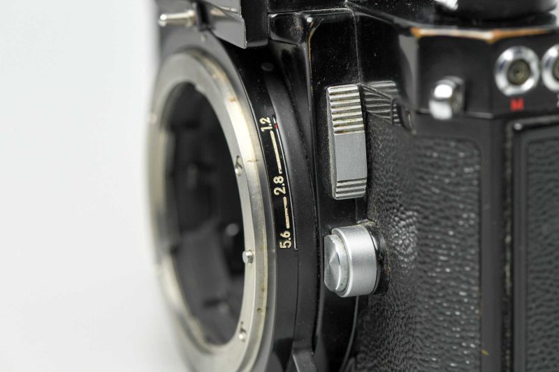 Nikon Nikkormat FT schwarz Detail Gehaeuse Nikon Nikkormat FT schwarz Detail Gehaeuse