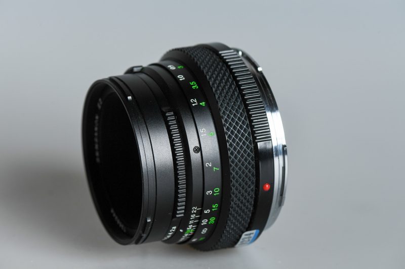 Seitenansicht des Bronica ETR Objektives Seitenansicht des Bronica ETR Objektives