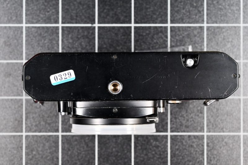 Nikon Nikkormat EL black Detail Gehaeuse Nikon Nikkormat EL black Detail Gehaeuse