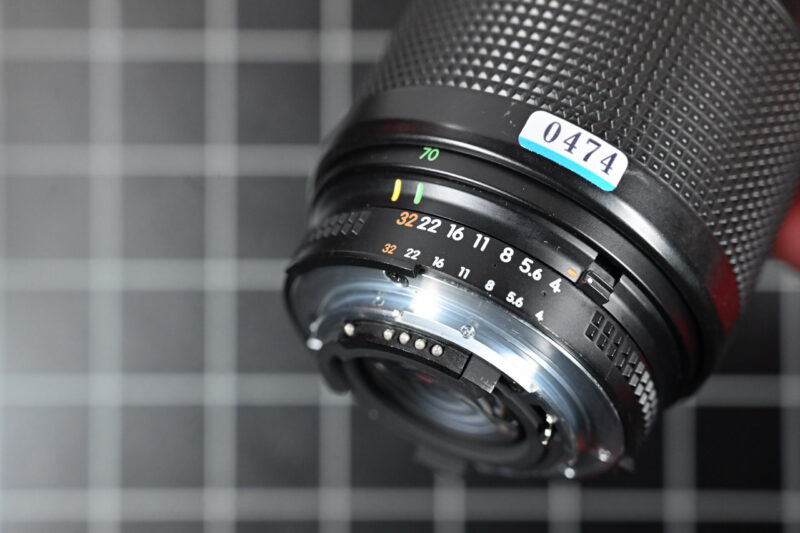 Nikon AF Nikkor D 70-210mm 03 Nikon AF Nikkor D 70-210mm 03